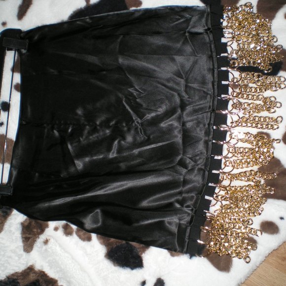 Woman's Skirt - Picture 2 of 5